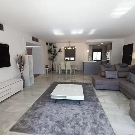 2 Bedroom In Terazzas De Banus, Puerto Banus *